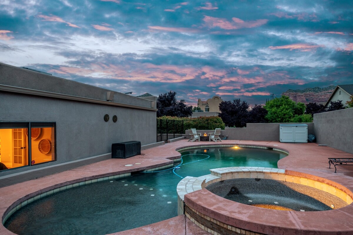 Sedona 6BR Oasis: Pool, Spa, Firepit, BBQ, Views