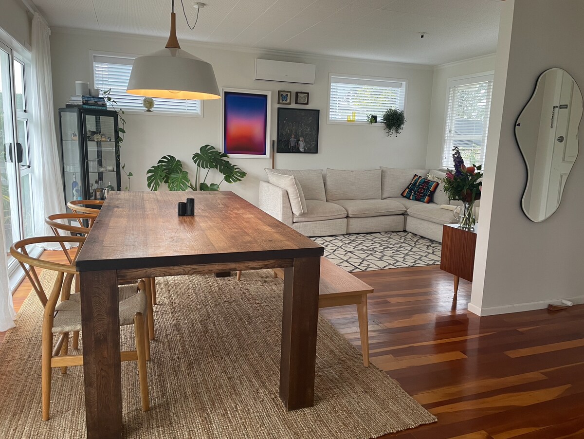 Open sunlit family style home with space to roam.