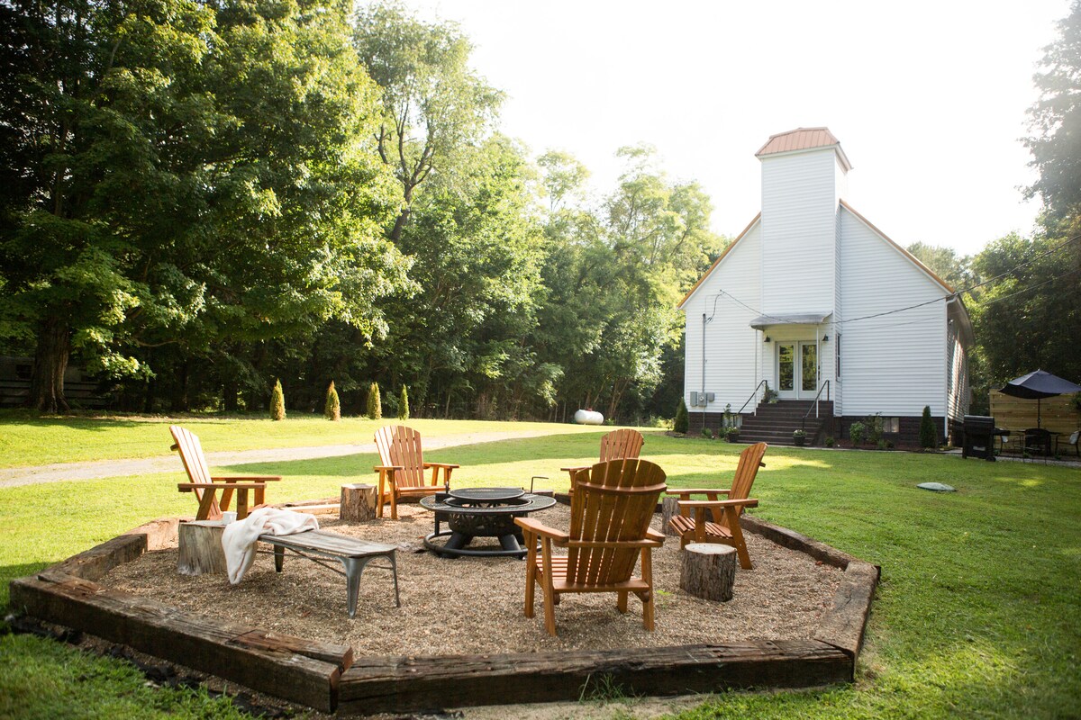 The Storehouse - unique retreat near Holiday World