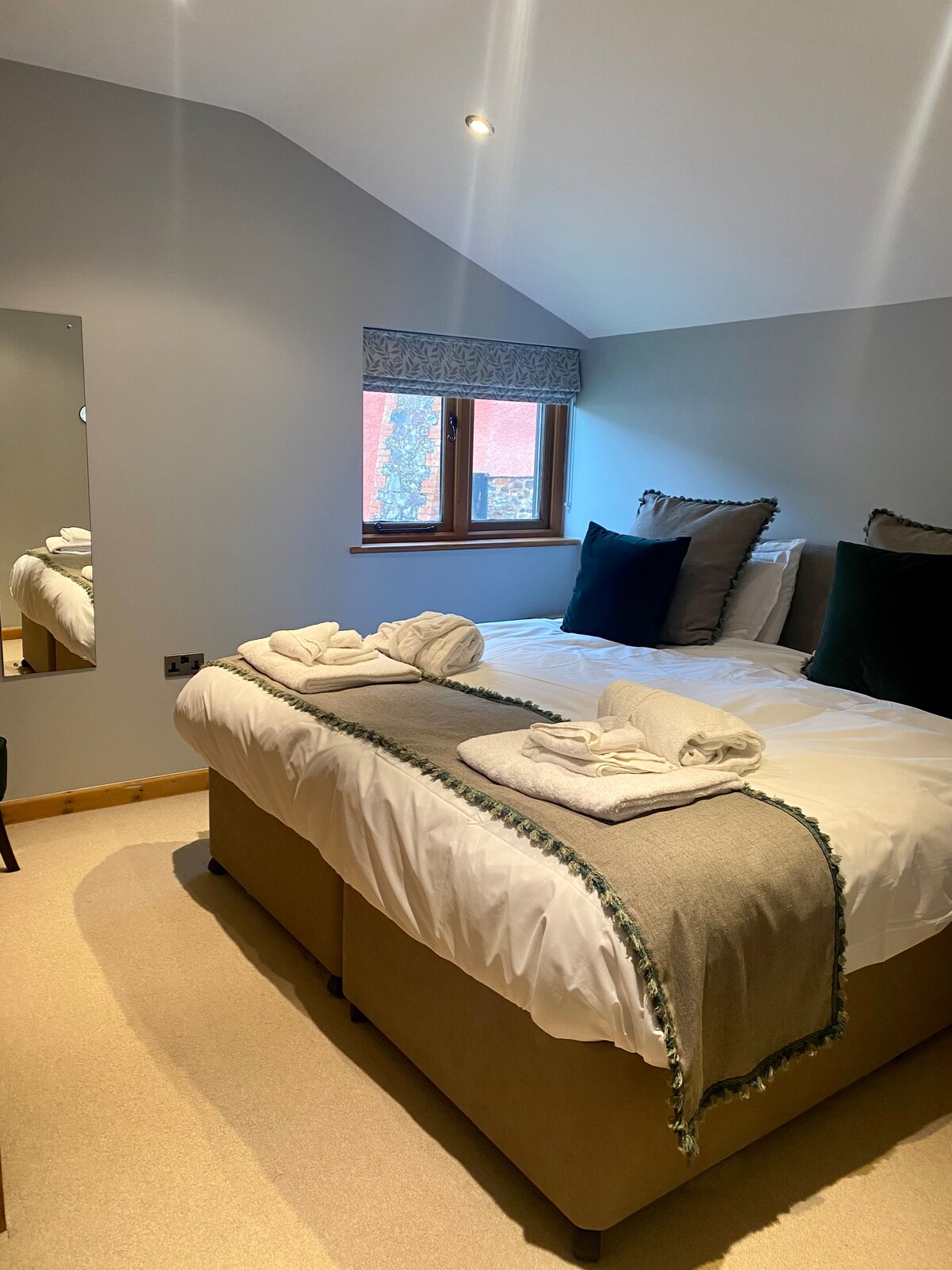 5* Orchard Cottage - South Coombe