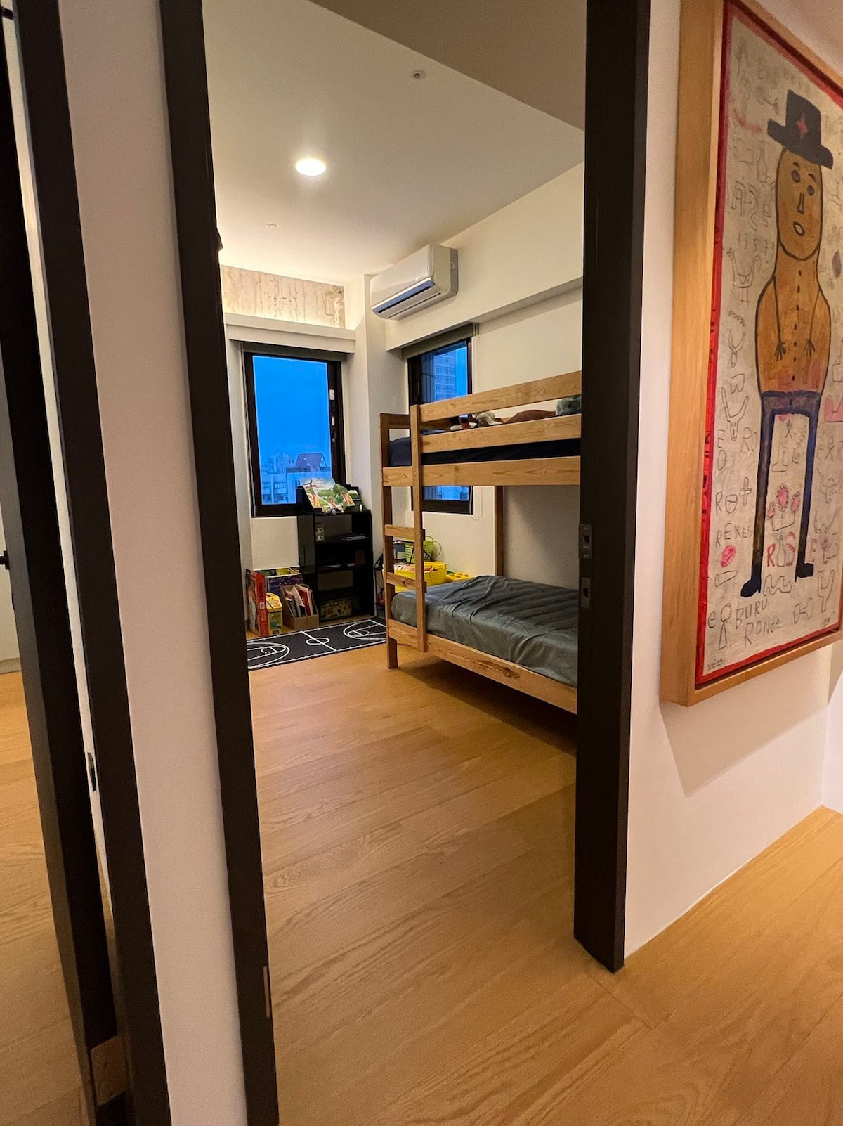 Designer apt in the heart of Taipei City