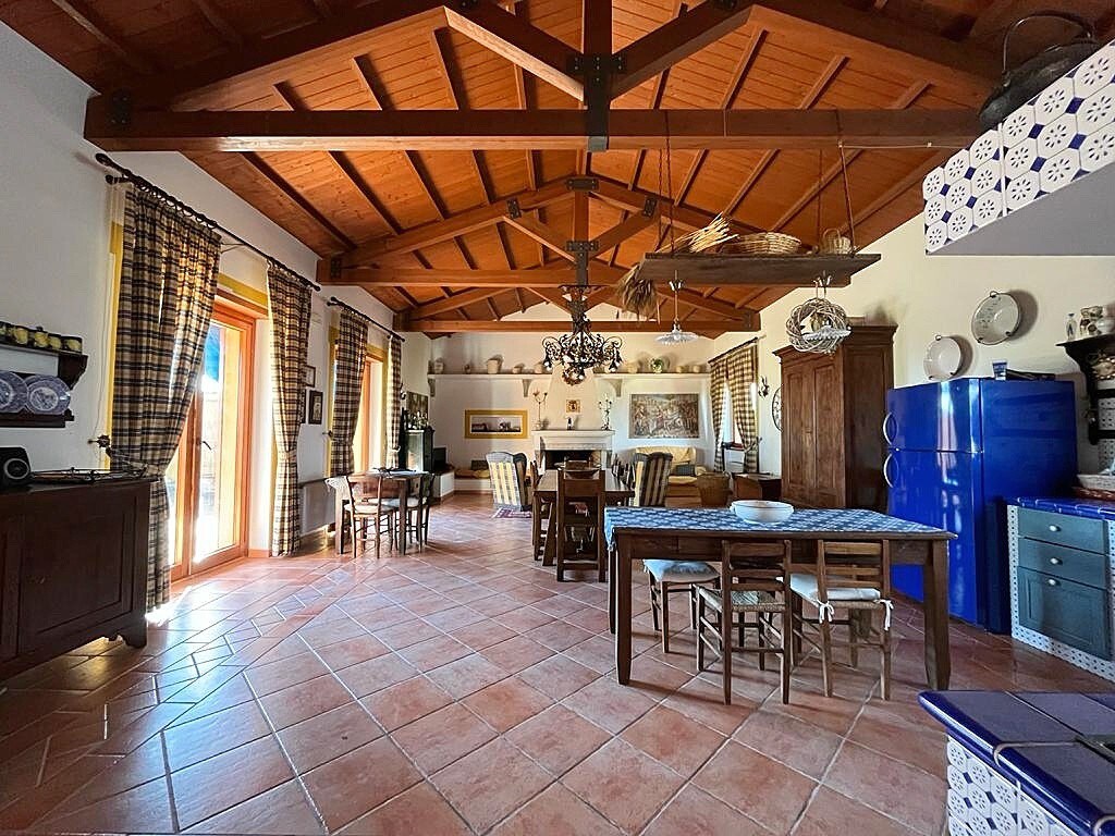 Tenuta Lanza, villa con piscina