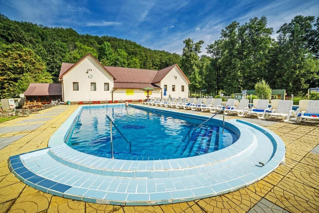 Bungalows with swimming pools