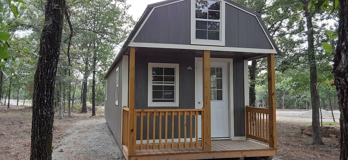 Cozy Cabin in woods; lakes close