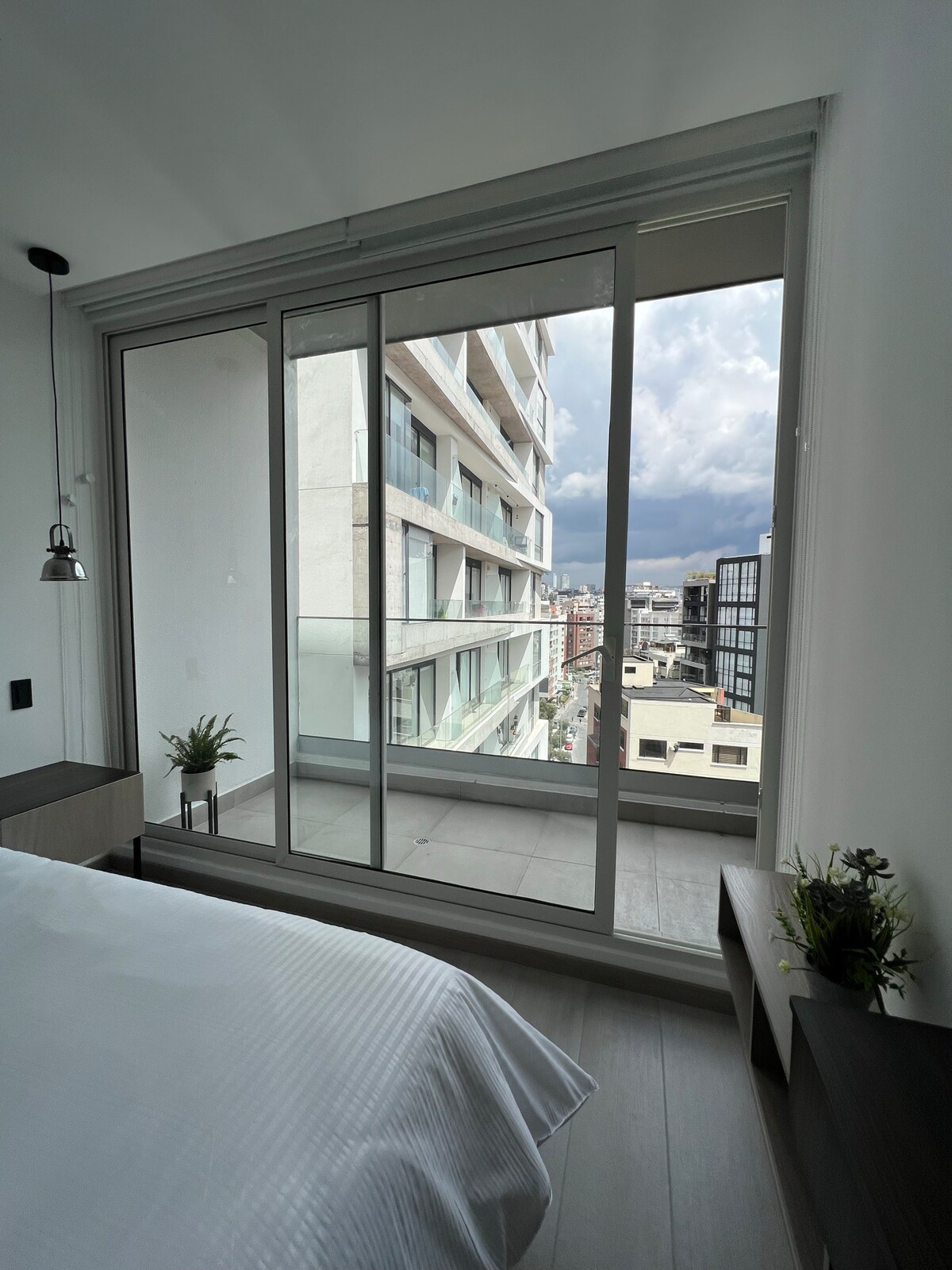 Sky View Studio - Best Area Quito