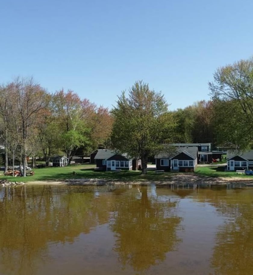 North Shore Resort Cabin # 2 Lake View