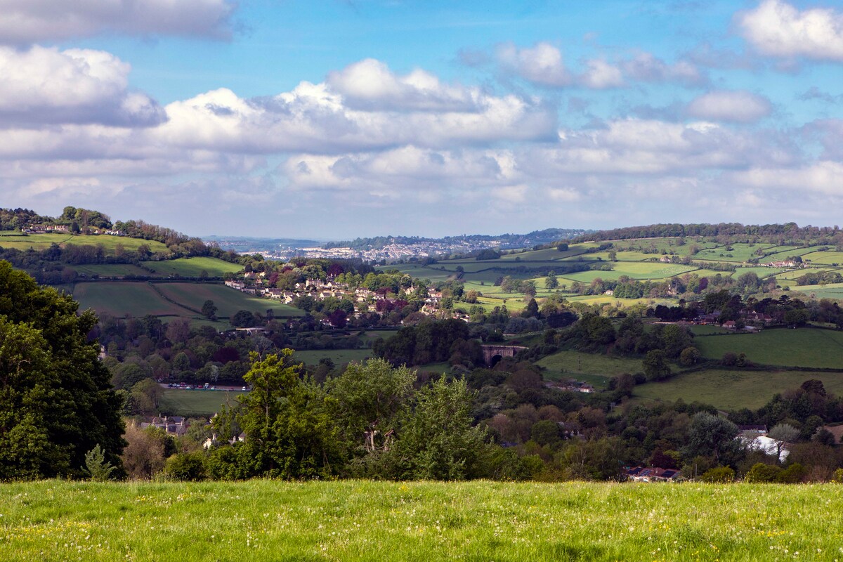 Heavenly Box Hill Barn