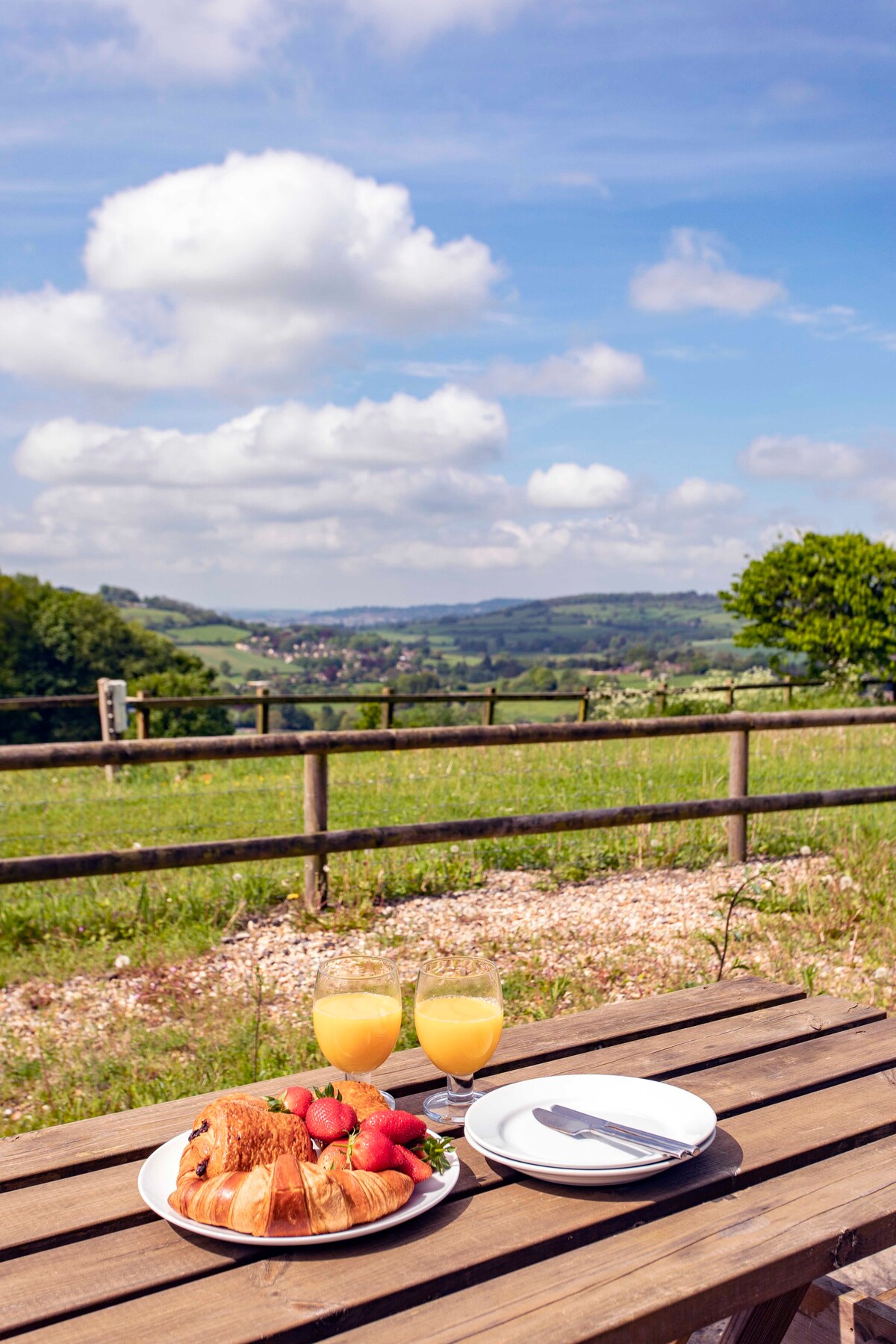 Heavenly Box Hill Barn