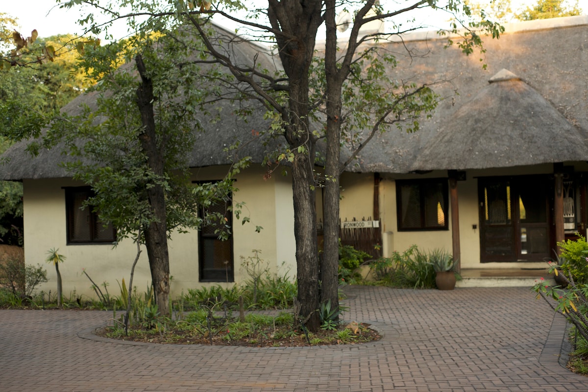 Tranquil Bush Villa near Kruger