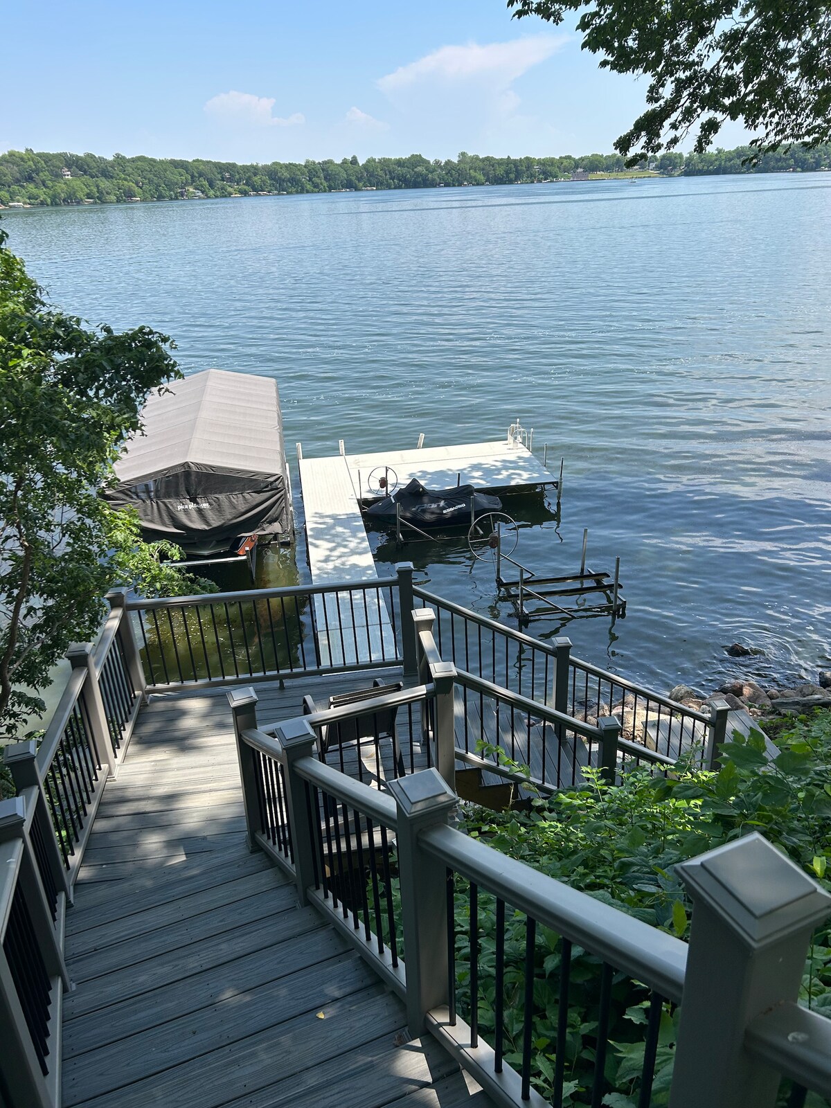 Lake Dayz Cabin