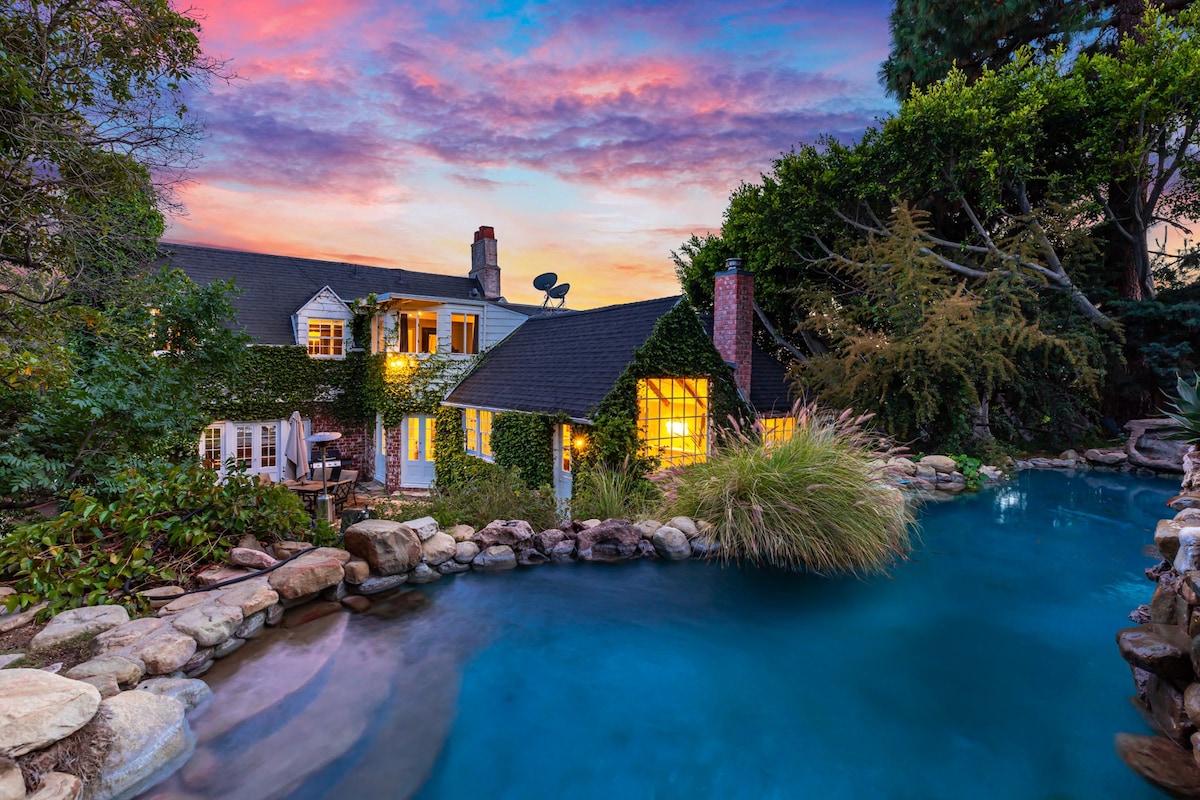 Lagoon Pool and City Views in Hollywood Hills