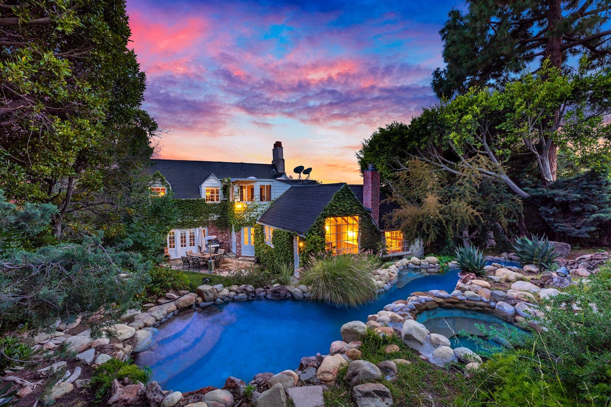 Lagoon Pool and City Views in Hollywood Hills