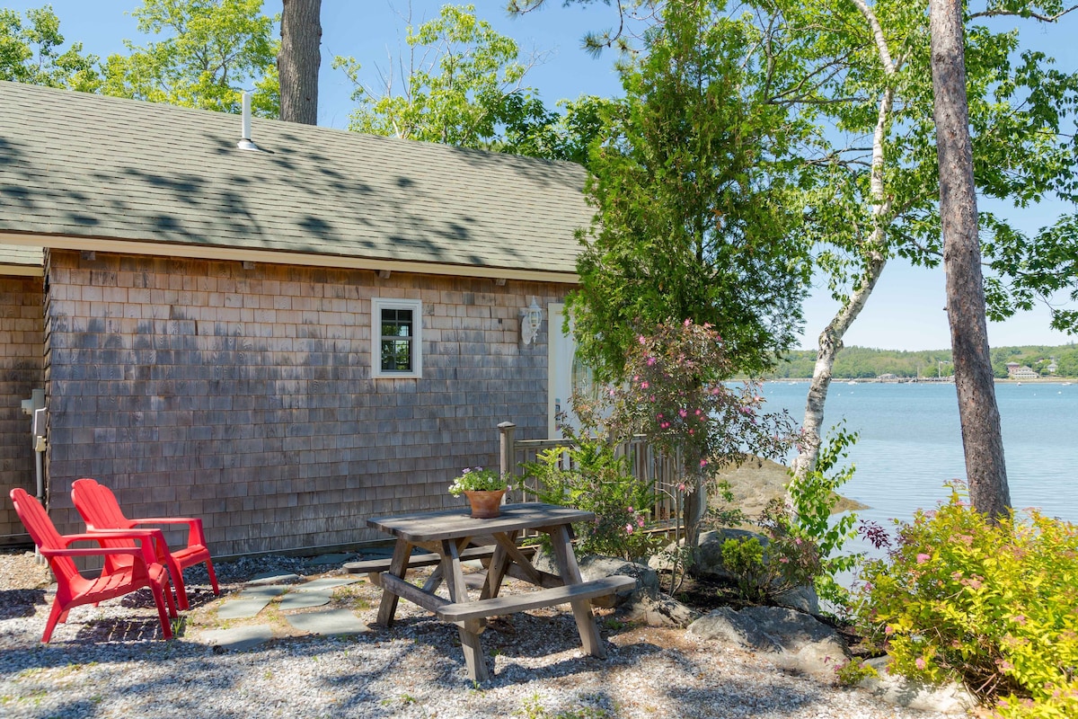 Waterfront Maquoit Cottage 53