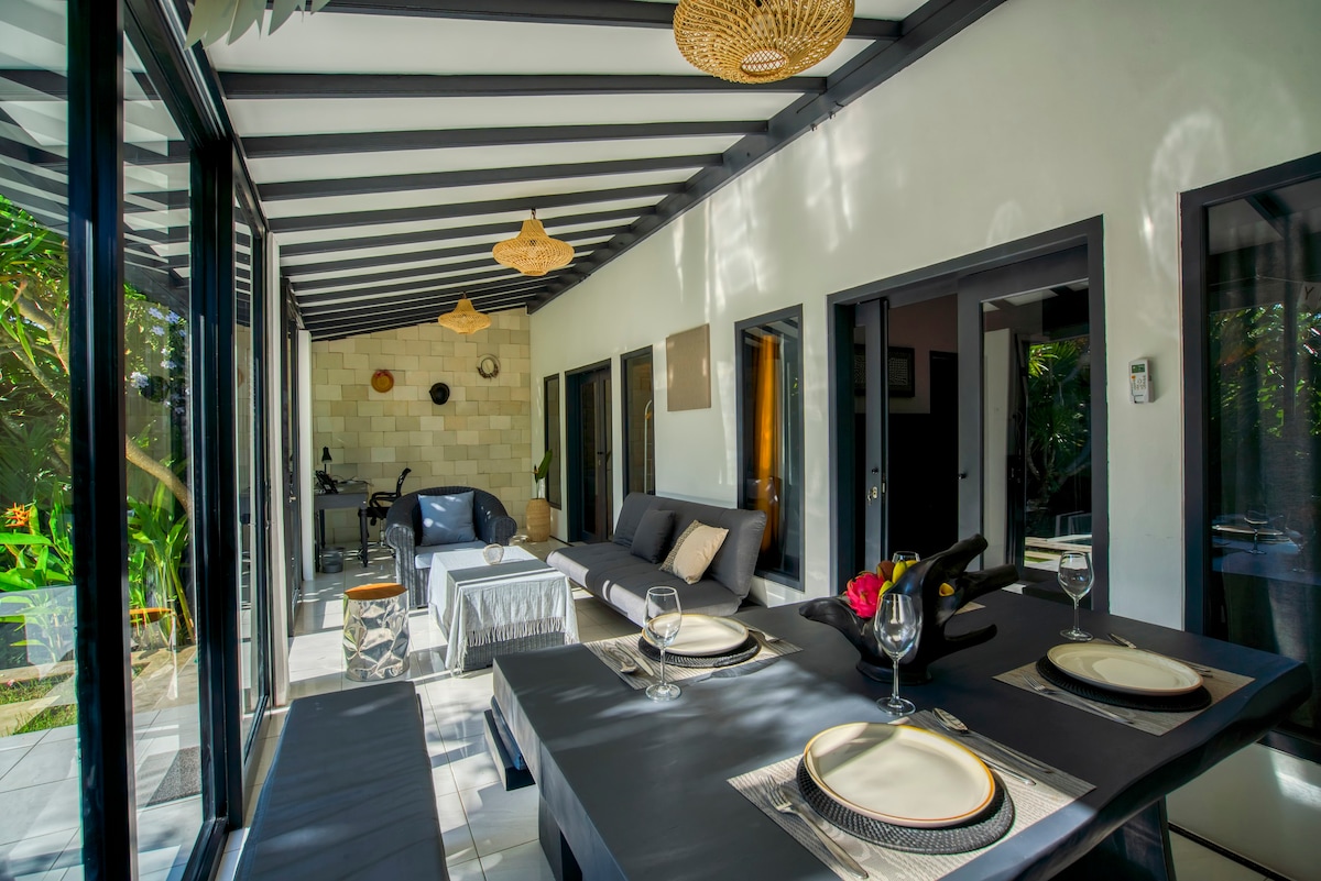 Cozy n Beautiful Villa Brezze 2BR in Nusa Dua