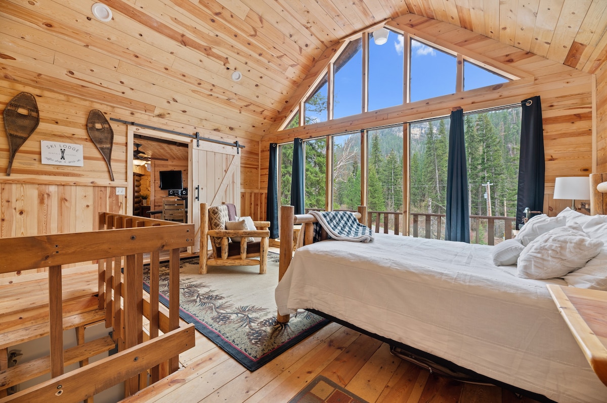Rustic, Relaxing Cabin in Spearfish Canyon