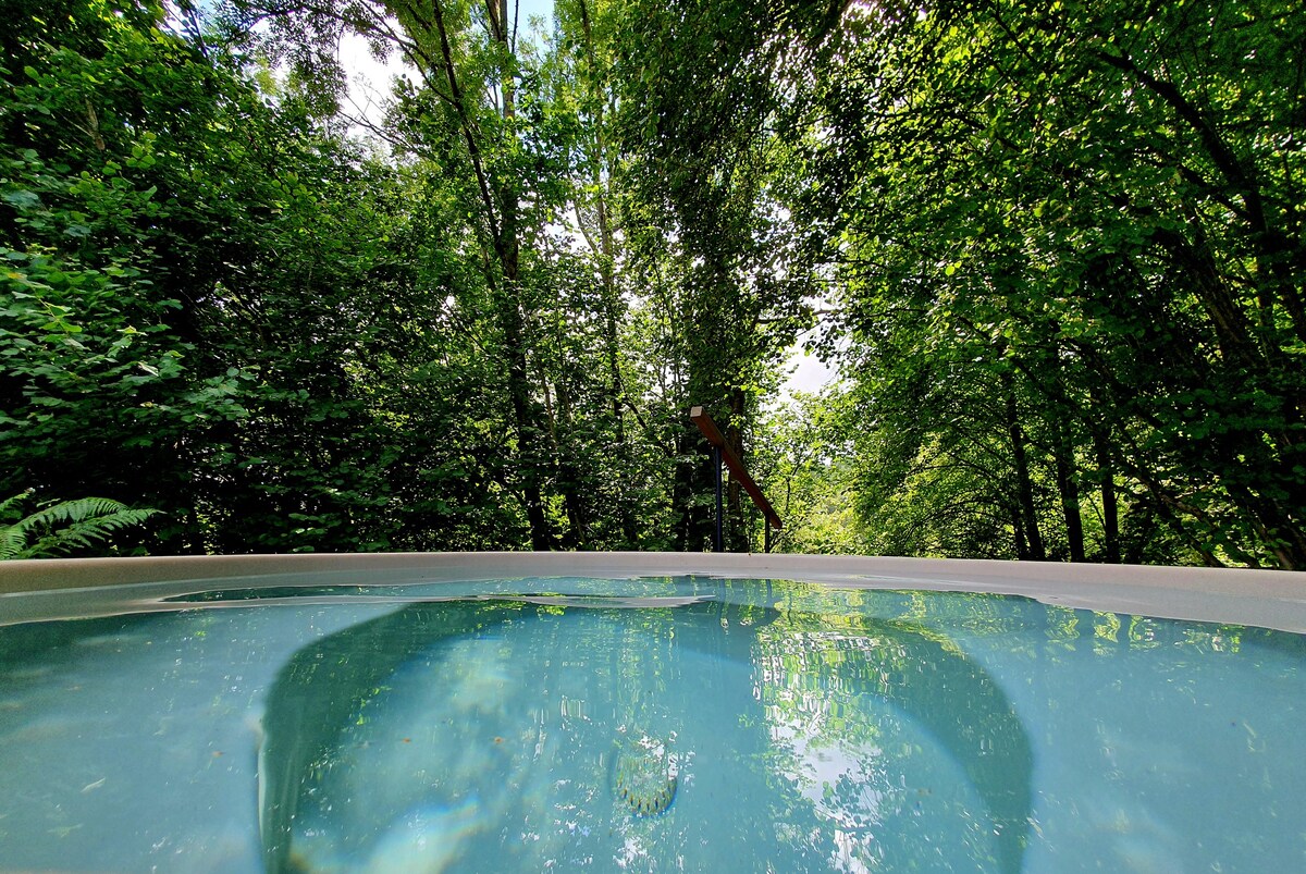 Woodsman Cabin -私人热水浴缸和全景