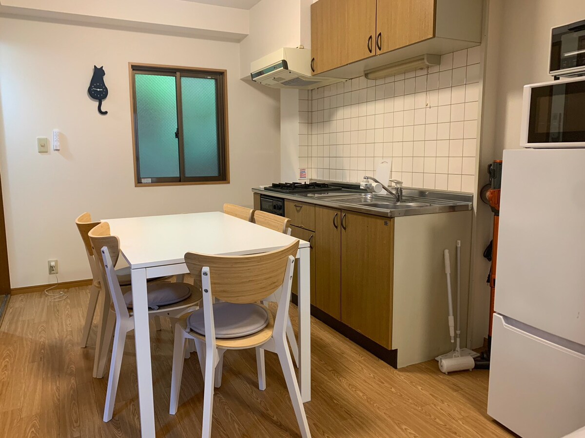 Compact 2DK apt in west Shinjuku