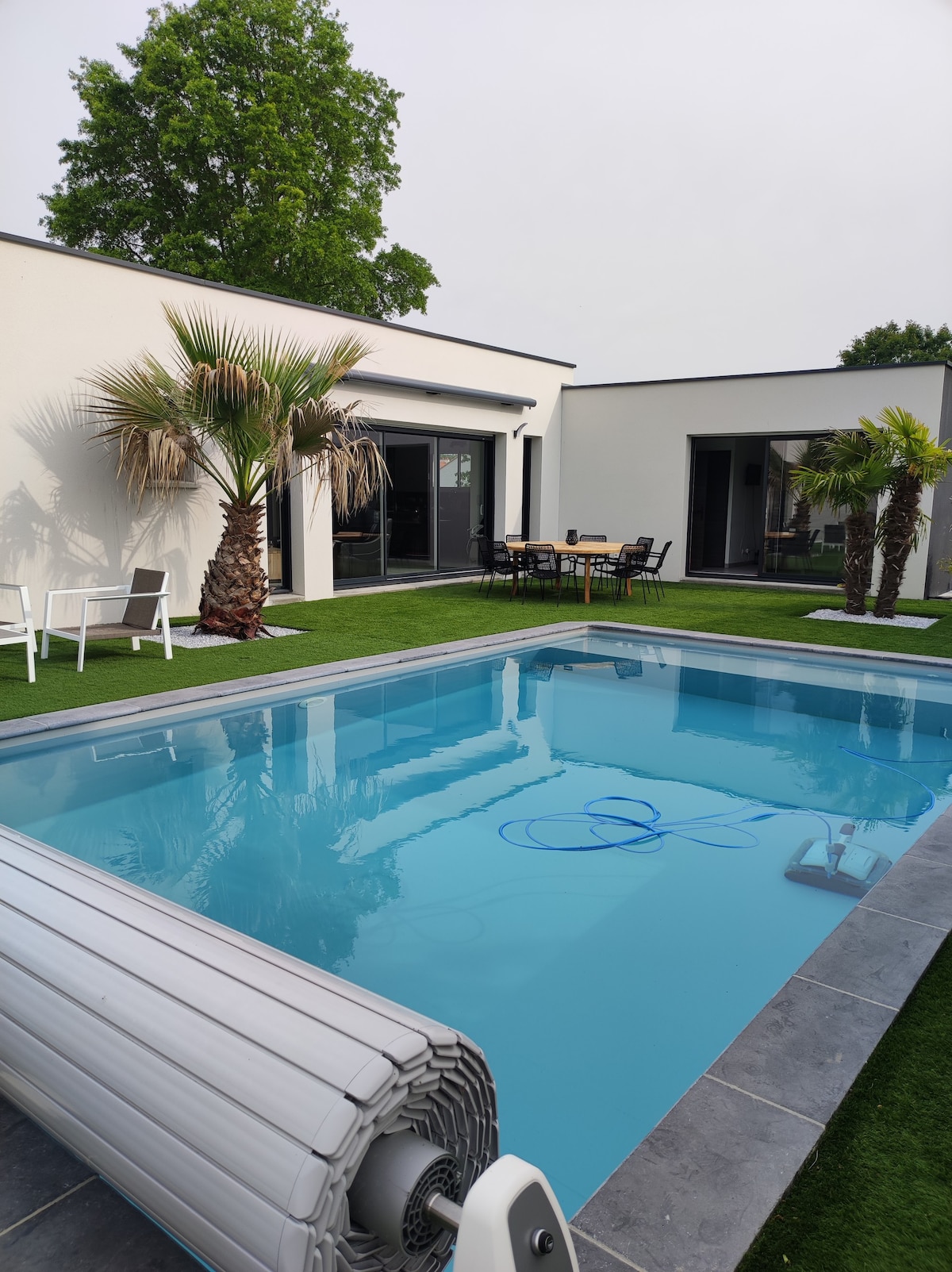 Villa avec piscine et spa