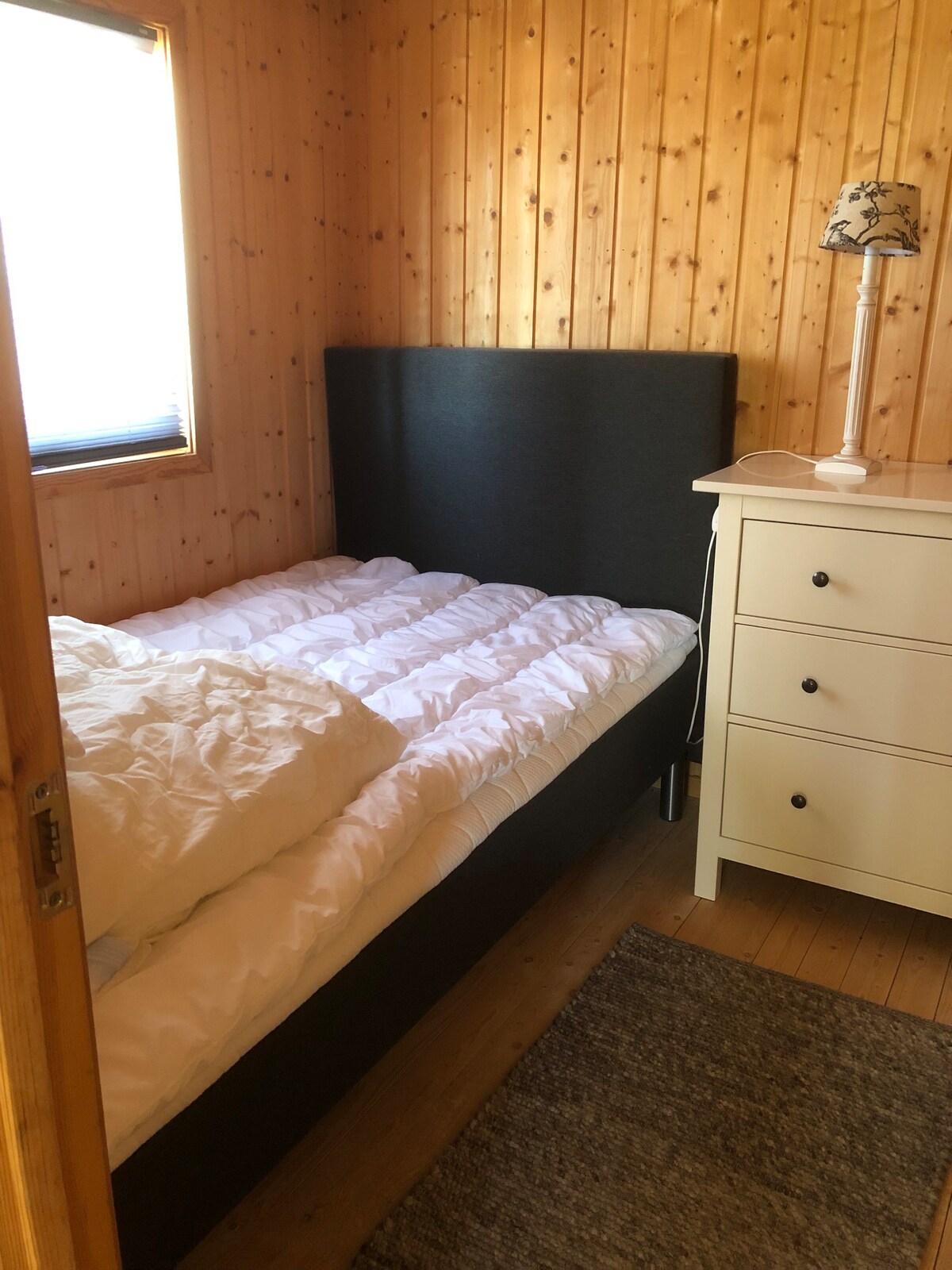 Synnfjellet有两间卧室的小木屋
