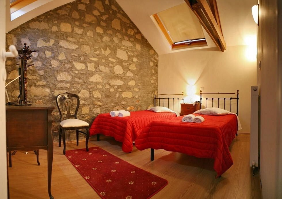 Belle epoque, Attic Suite 2