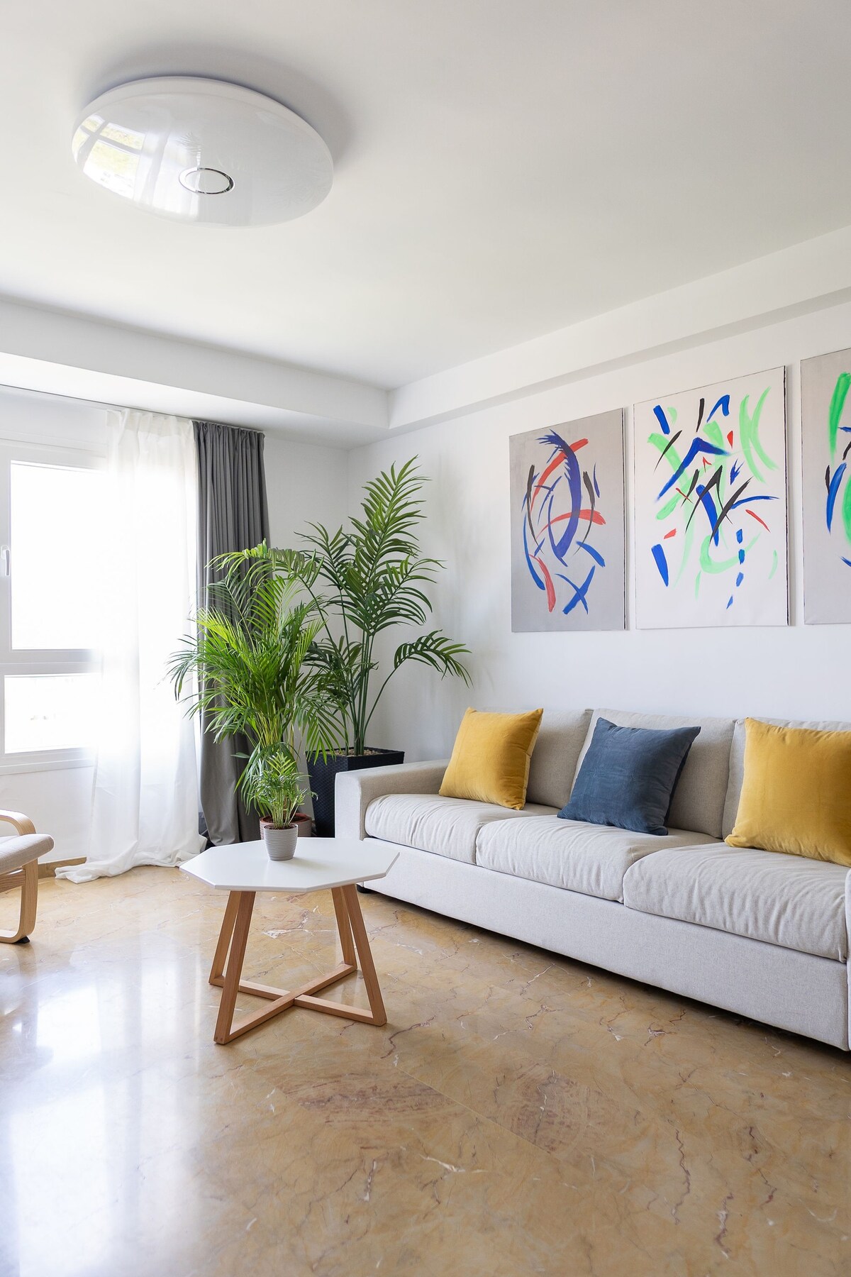 Prime Location: exquisite apartment in Valencia