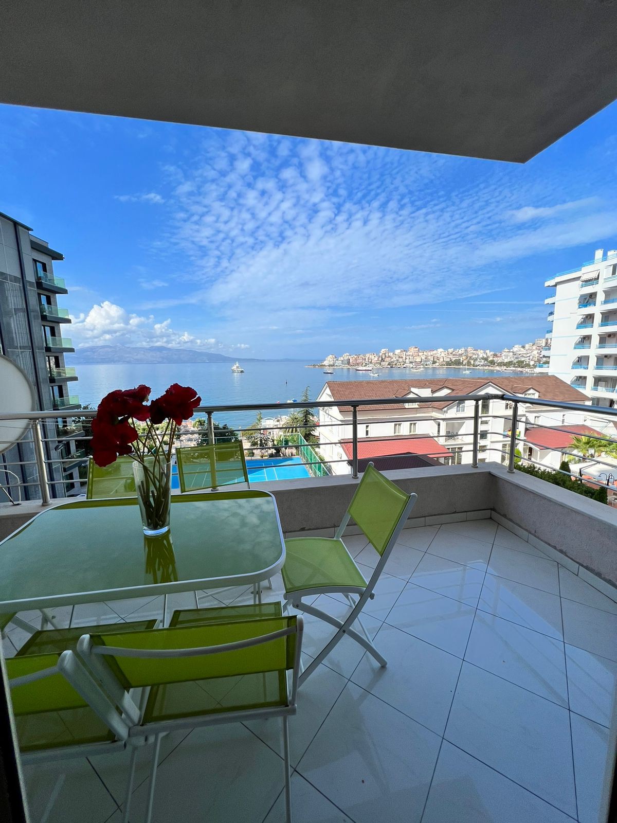 2 Bedroom Apartment  Sea View