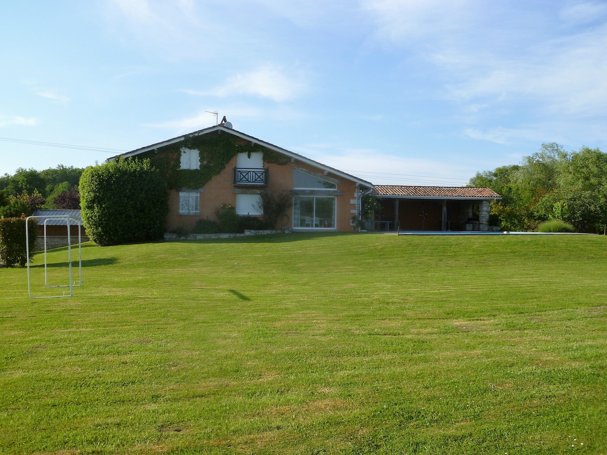 Villa de campagne au bord de l'Adour