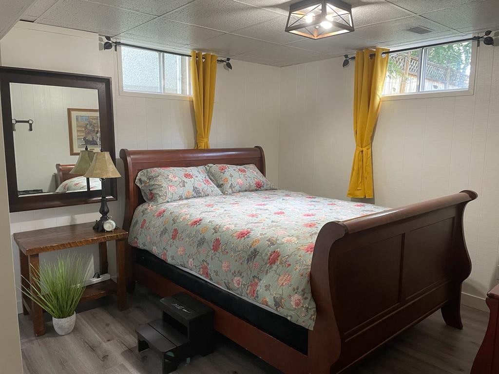 2 Bedroom Suite - A Touch of Country Guest Suite