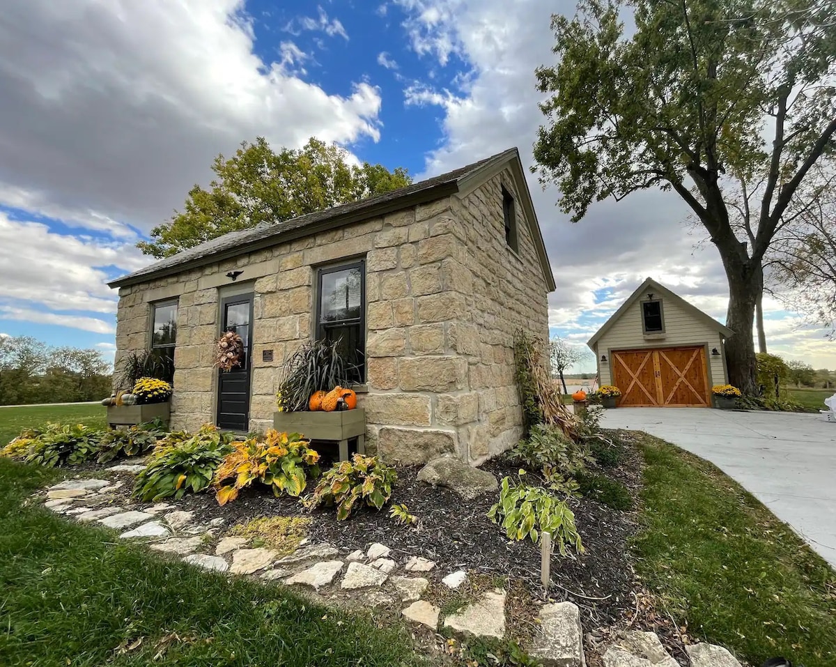 Charming, modern and cozy retreat on the bike path