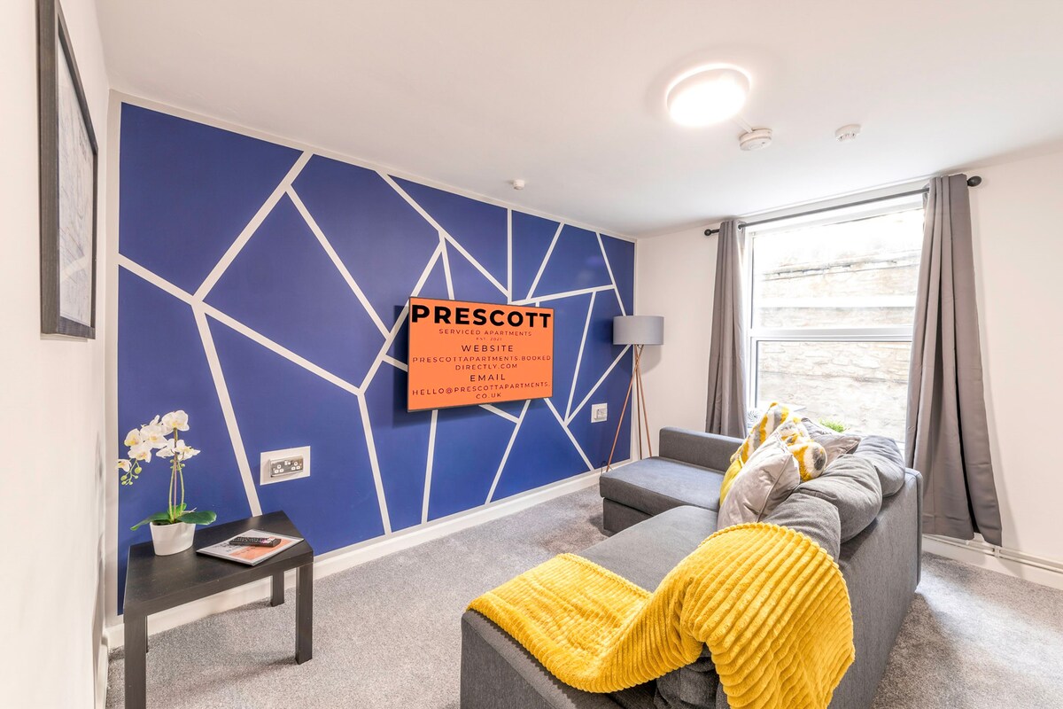 Print Place with Free Parking-Prescott Apartments