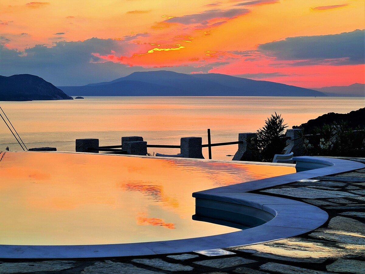 Villa DAHLIA - Panoramic pool - Access to the sea!