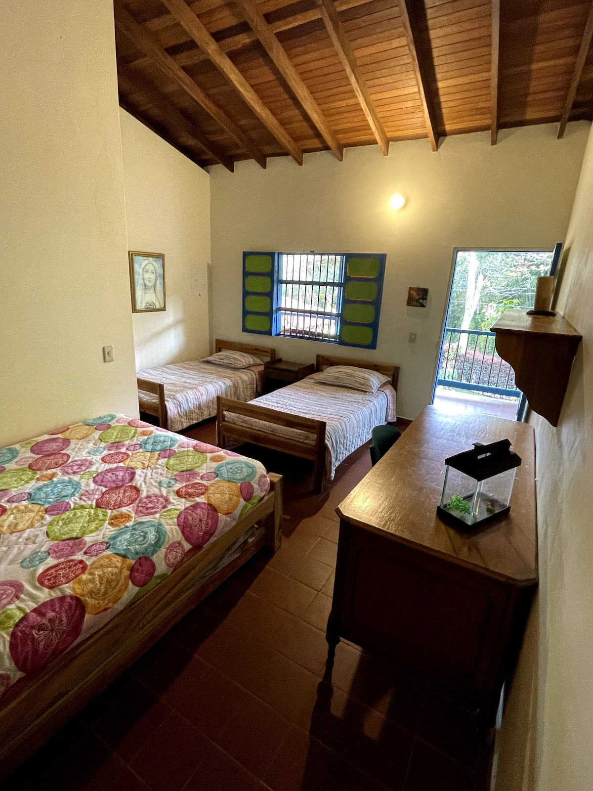 Room for 5 people in Traditional house, Jericó