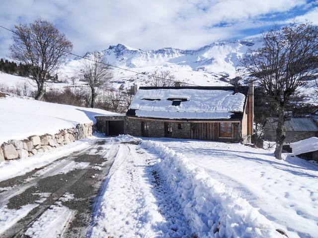 Saint-François-Longchamp的民宿