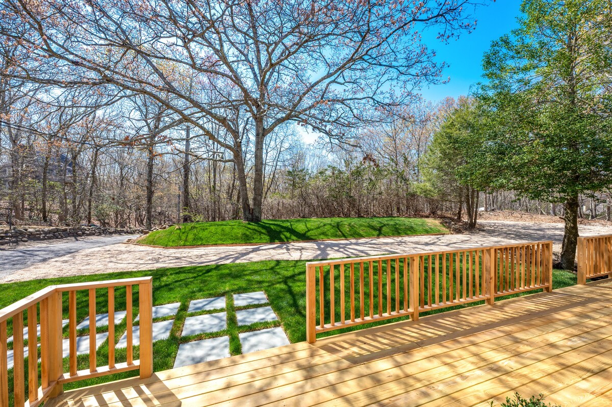 Sag Harbor New House with Pool