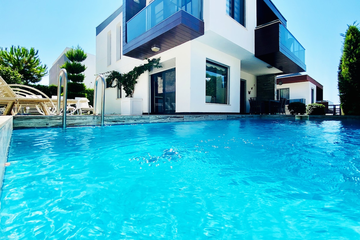 LuxuryVilla Flamingo7 Özel Havuz