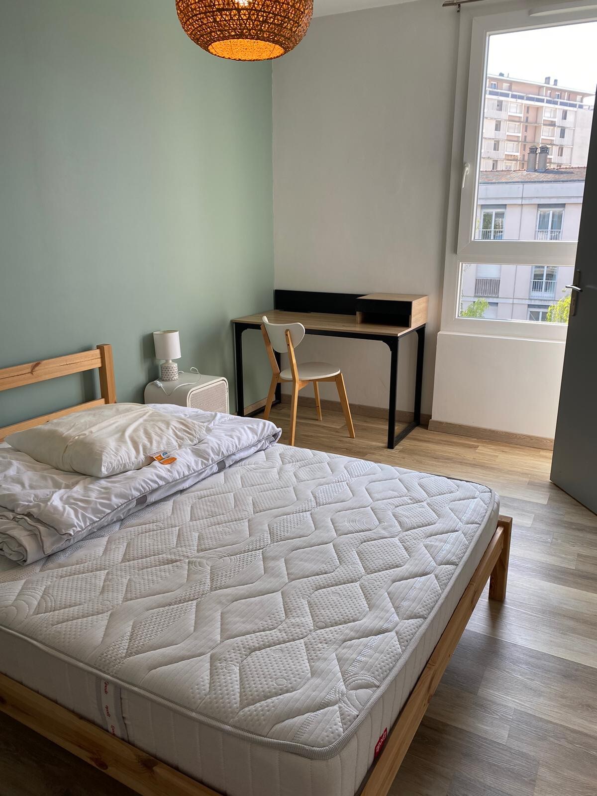 Chambre - colocation Angers