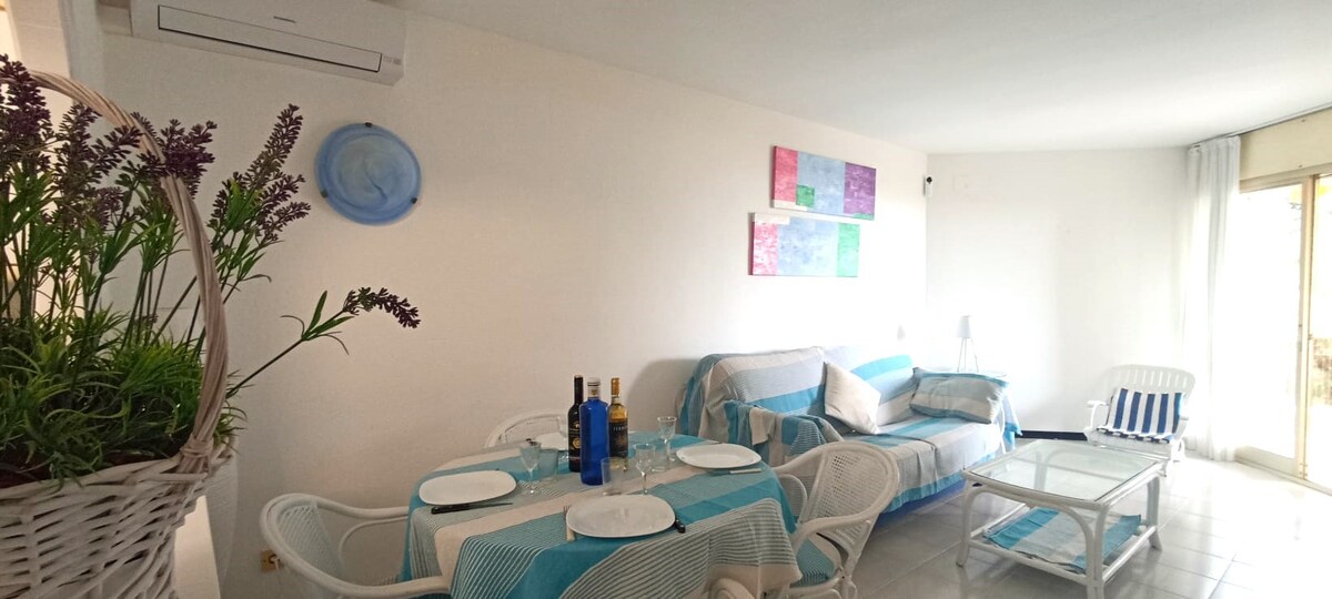 Pino Apartment  "Playa Cristal" - 1st line of sea