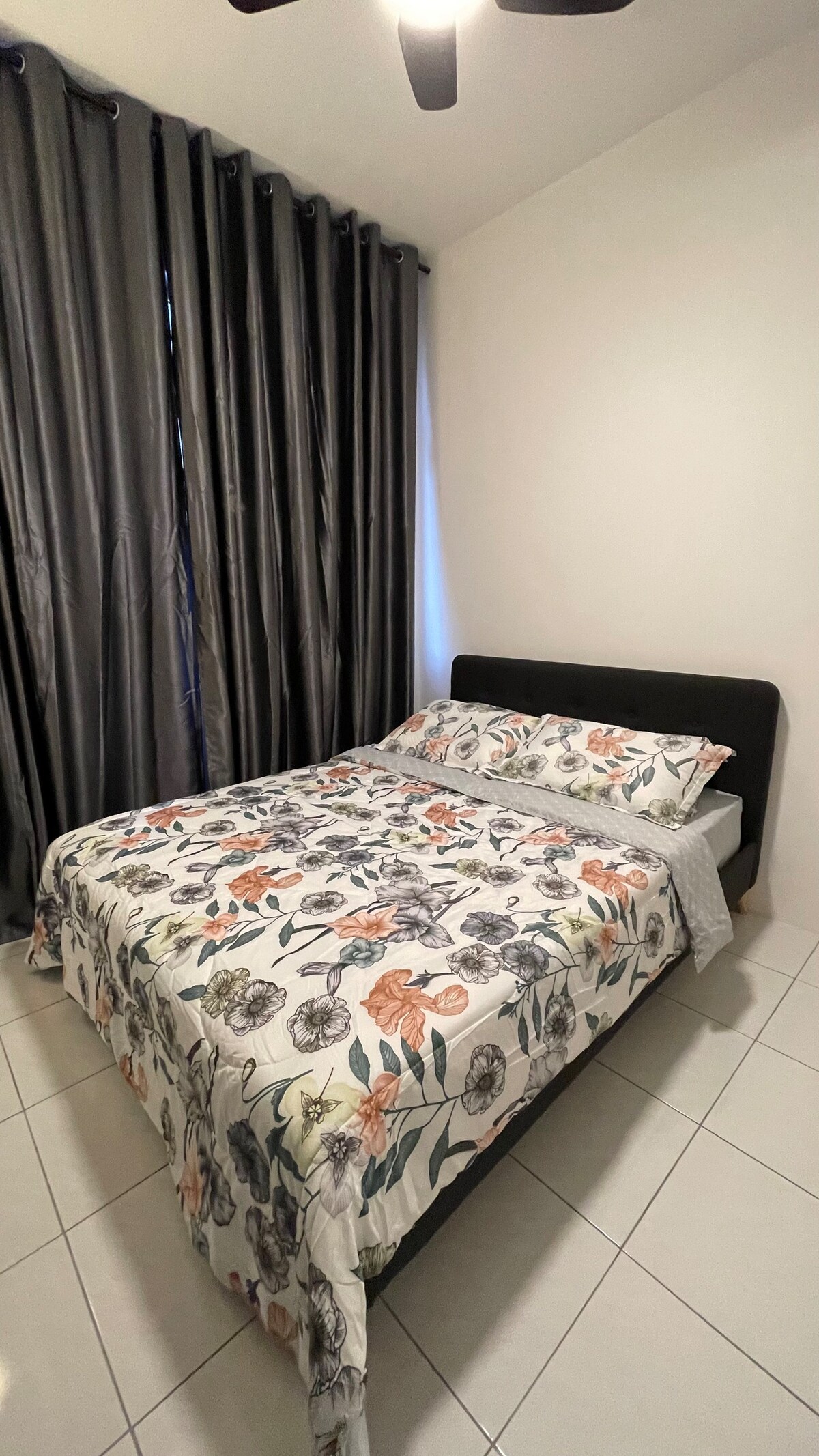 M3 Camellia Homestay Seri Austin