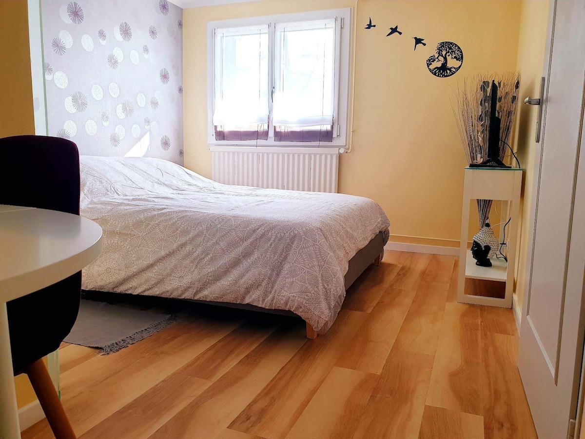 Agréable chambre de 15m2.