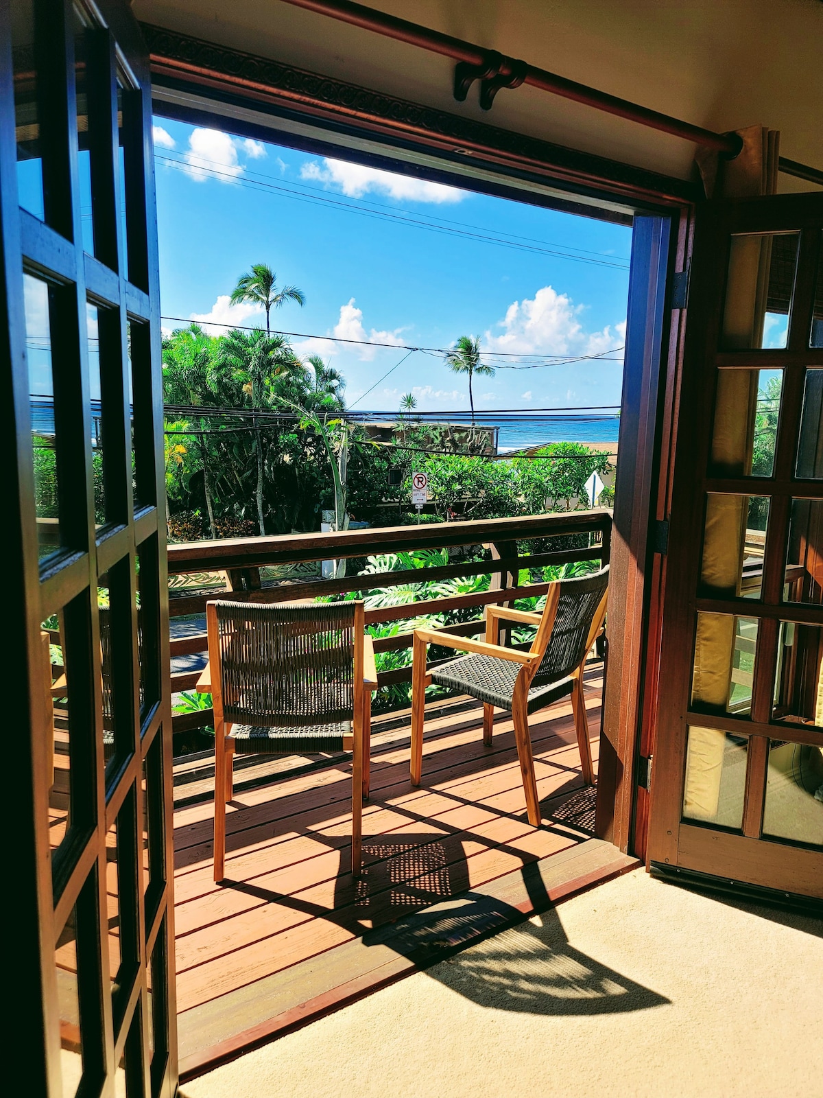 North Shore Tropical Oasis, Hot Tub, beach access