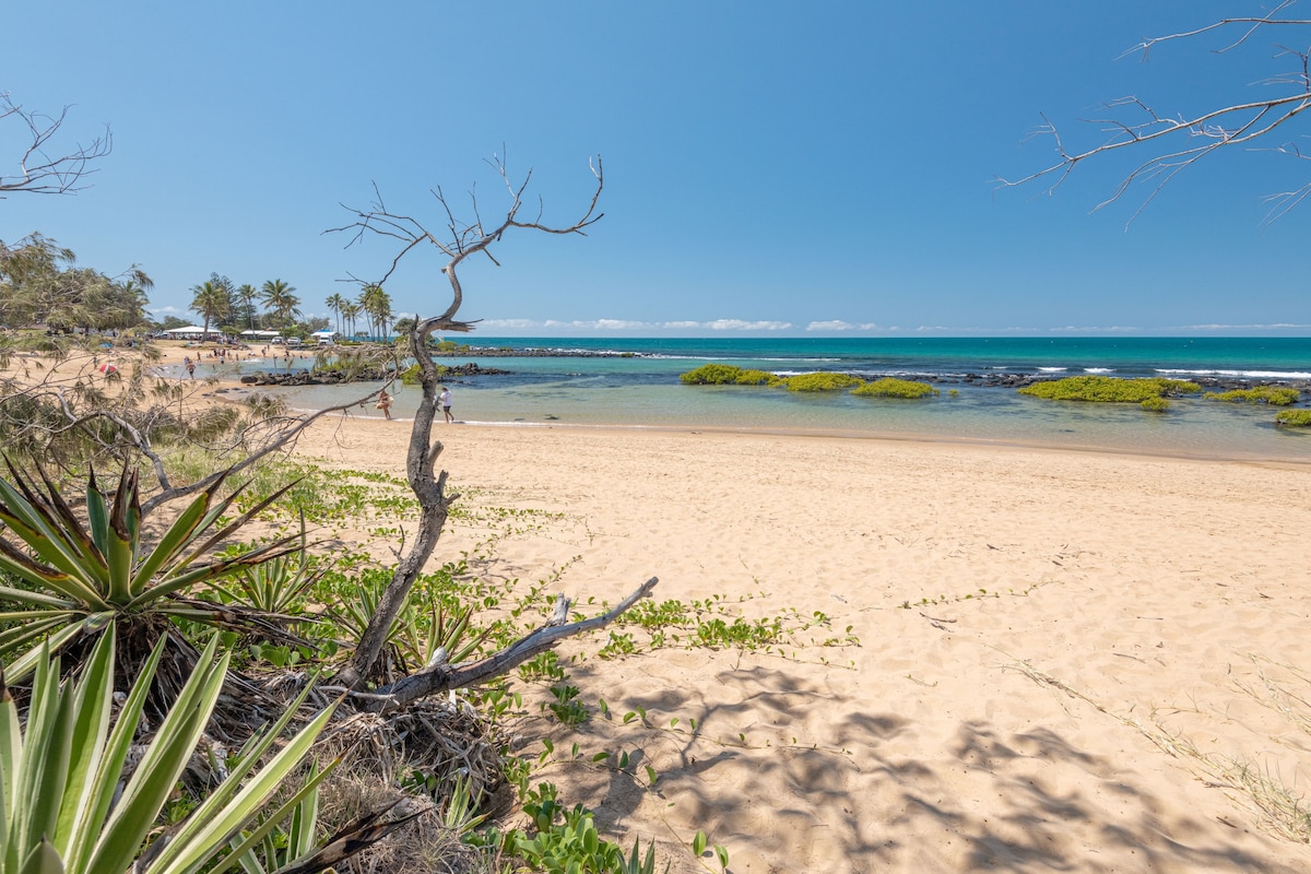 2-Bed Ground Floor Ocean Front Unit Beach Oasis