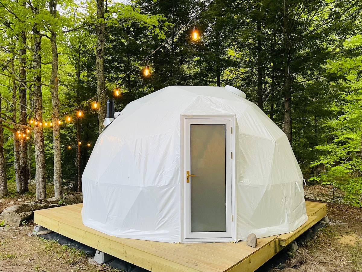 Heated Geodome 1min to Smuggler's Notch w/ hot tub