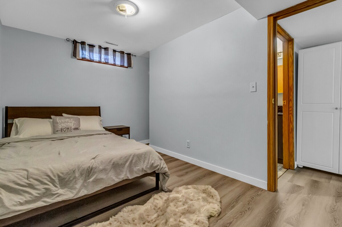 2 Bedroom Cozy Unit- Basement Lower Level