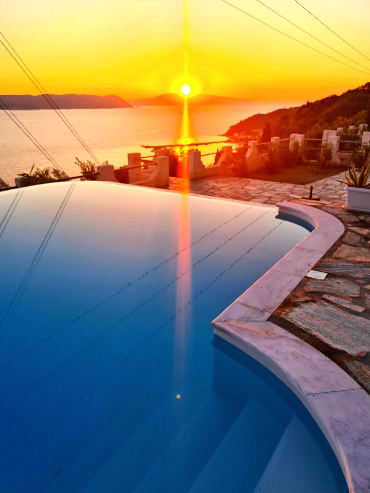 Villa ERIKA - Panoramic pool - Access to the sea!