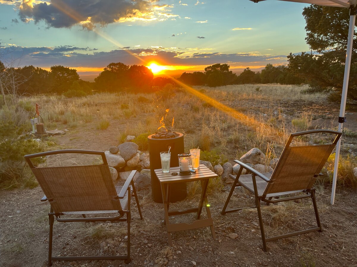 Nelson's Crash Pad, Camper/RV, Sand Dunes, FirePit