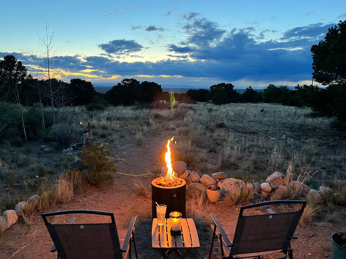 Nelson's Crash Pad, Camper/RV, Sand Dunes, FirePit