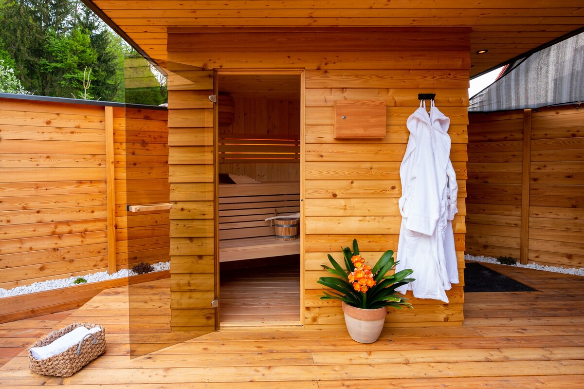 HISCA Family House | Private SPA sauna & jakuzzi