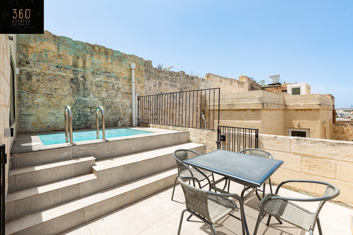 Historical Mdina Gem | Lux HOME with Rooftop Pool