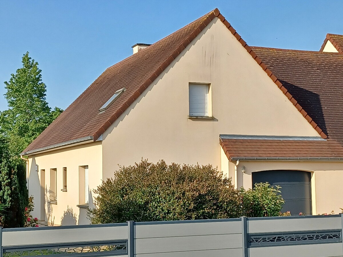 Maison avec jardin dans la baie du Mont St Michel