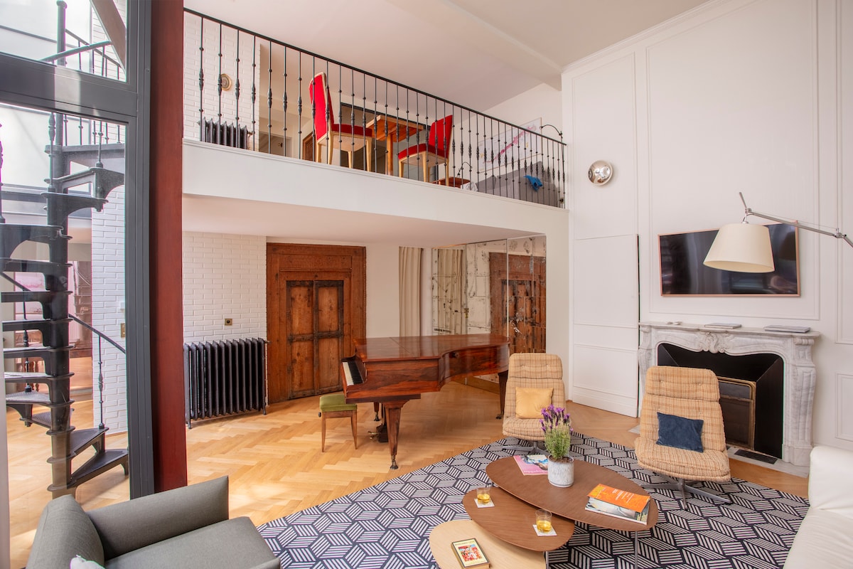 Parisian loft with plenty of light, Bastille area.